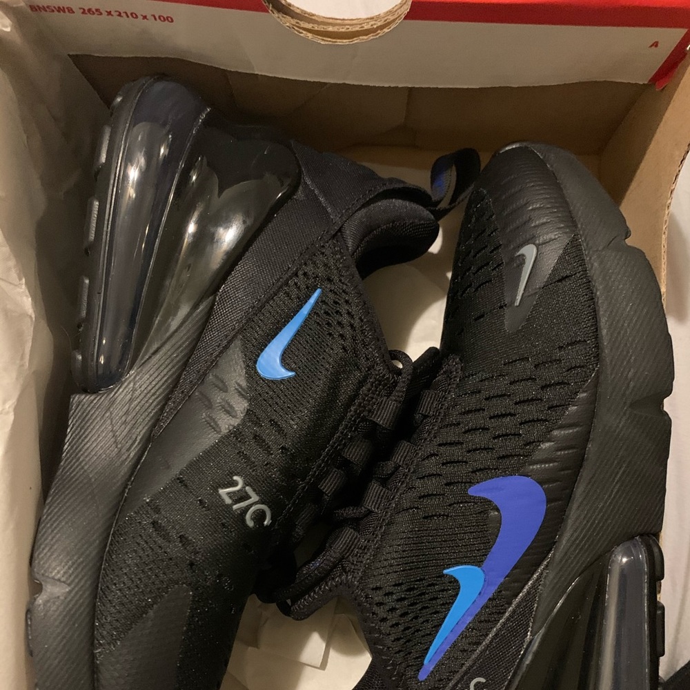 Nike AirMax 270  3.5